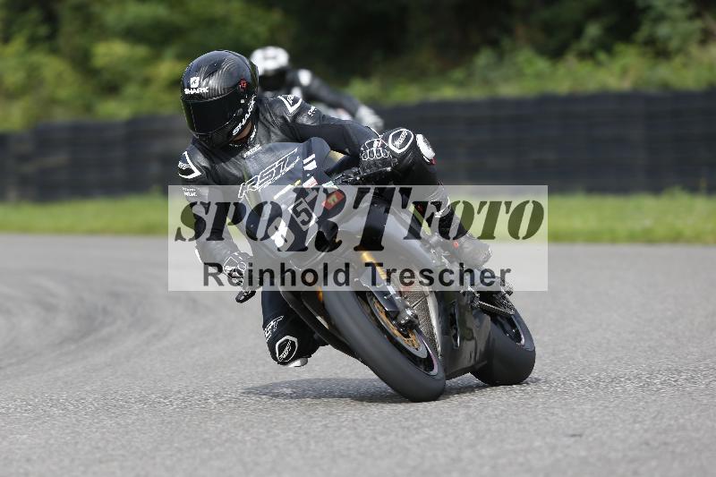 Archiv-2025/53 16.09.2025 Track Day Domi Aegerter ADR/Gruppe rot/85